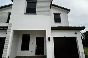 285 SW 159th Ln, Pembroke Pines, FL 33027 - Photo 3