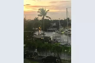 2475 NW 16th Street Rd #418, Miami, FL 33125 - Photo 5