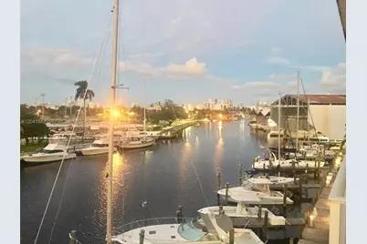 2475 NW 16th Street Rd #418, Miami, FL 33125 - Photo 11