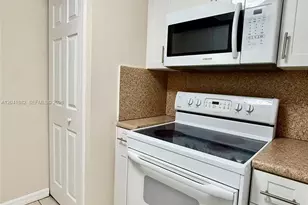 2475 NW 16th St Rd, Miami, FL 33125 - Photo 5