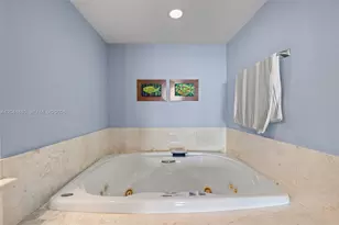 1331 Brickell Bay Dr, Miami, FL 33131 - Photo 23