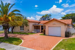 19240 NW 60th Ct, Hialeah, FL 33015 - Photo 55