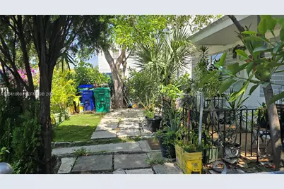 241 NW 32nd St, Miami, FL 33127 - Photo 59