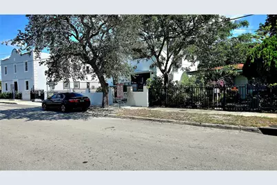 241 NW 32nd St, Miami, FL 33127 - Photo 65