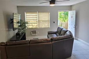 241 NW 32nd St, Miami, FL 33127 - Photo 35