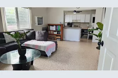 241 NW 32nd St, Miami, FL 33127 - Photo 13
