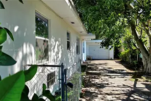 241 NW 32nd St, Miami, FL 33127 - Photo 33