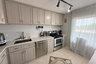 17000 NW 67th Ave, Hialeah, FL 33015 - Photo 11
