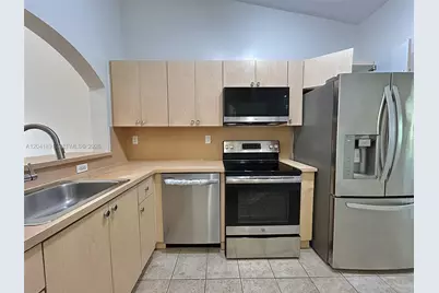 1270 SE 28th Ct #202, Homestead, FL 33035 - Photo 1