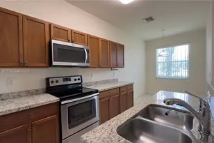 3042 Grandiflora Dr, Greenacres, FL 33467 - Photo 7