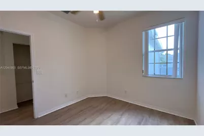3042 Grandiflora Dr, Greenacres, FL 33467 - Photo 23