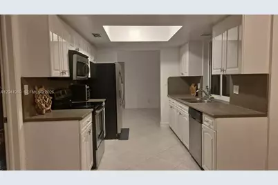 1800 N 55th Ave, Hollywood, FL 33021 - Photo 7