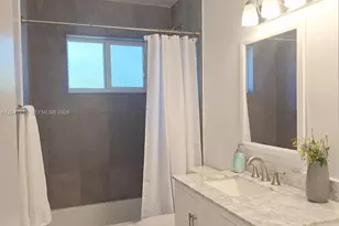 1800 N 55th Ave, Hollywood, FL 33021 - Photo 21
