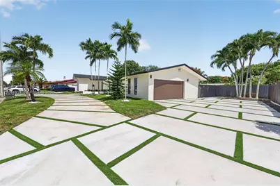 8430 SW 88th St, Miami, FL 33156 - Photo 1