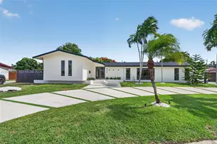 8430 SW 88th St, Miami, FL 33156 - Photo 1