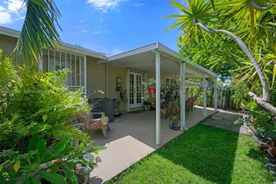 906 SW 8th Ave, Hallandale Beach, FL 33009 - Photo 23