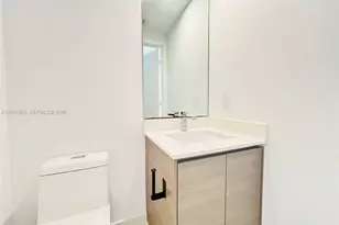 460 NE 28th St, Miami, FL 33137 - Photo 11