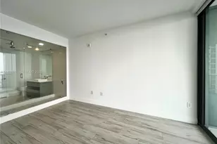 460 NE 28th St, Miami, FL 33137 - Photo 13