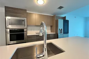 460 NE 28th St, Miami, FL 33137 - Photo 5