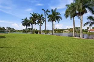 16170 Saddle Ln, Weston, FL 33326 - Photo 7