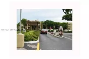 8065 SW 107th Ave, Miami, FL 33173 - Photo 23