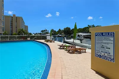 2000 NE 135th St #906, North Miami, FL 33181 - Photo 19