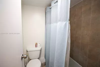 2000 NE 135th St #906, North Miami, FL 33181 - Photo 41