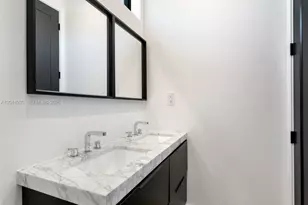 227 NW 39th St, Miami, FL 33127 - Photo 19