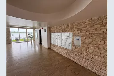 1075 NE Miami Gardens Dr #211, Miami, FL 33179 - Photo 15