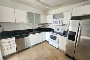 1080 99th St, Bay Harbor Islands, FL 33154 - Photo 21