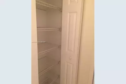331 Ives Dairy Rd #331-10, Miami, FL 33179 - Photo 7