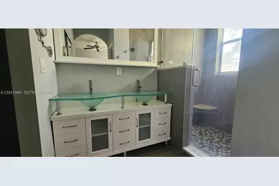3311 Merrick Ln #902, Margate, FL 33063 - Photo 9