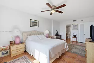 1470 NE 123rd St, North Miami, FL 33161 - Photo 9