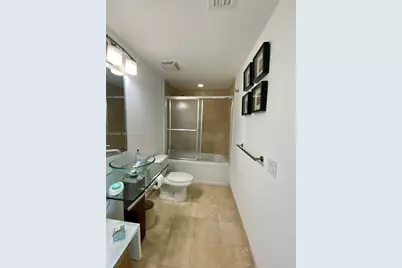350 S Miami Ave #3813, Miami, FL 33130 - Photo 29