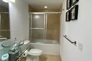 350 S Miami Ave, Miami, FL 33130 - Photo 29