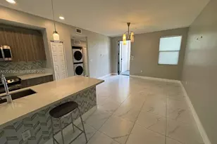 7809 NW 104th Ave, Doral, FL 33178 - Photo 9