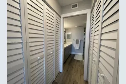 17 Royal Palm Way #302, Boca Raton, FL 33432 - Photo 37