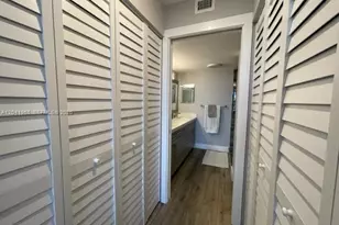 17 Royal Palm Way, Boca Raton, FL 33432 - Photo 37
