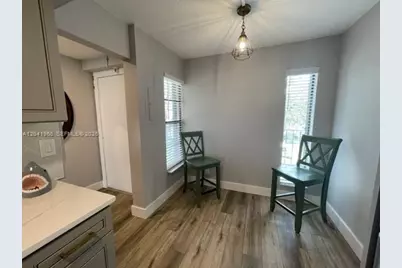17 Royal Palm Way #302, Boca Raton, FL 33432 - Photo 9