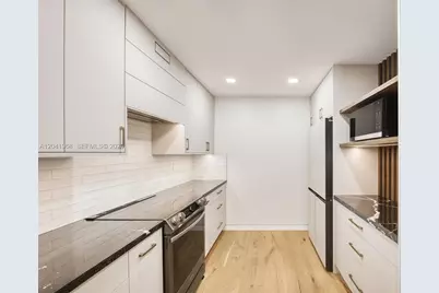 100 Edgewater Dr #142, Coral Gables, FL 33133 - Photo 5
