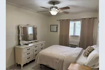 920 SW 11th Ave #11, Hallandale Beach, FL 33009 - Photo 11