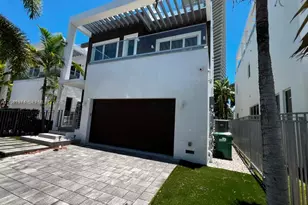 18975 Atlantic Blvd, Sunny Isles Beach, FL 33160 - Photo 1