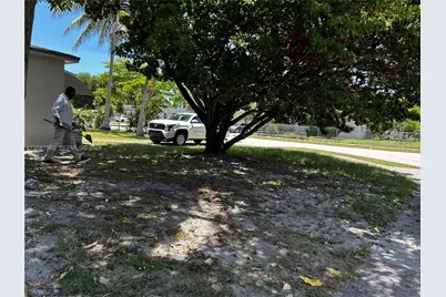 295 NW 189th Ter, Miami Gardens, FL 33169 - Photo 21