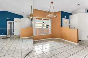 220 NW 207th Way, Pembroke Pines, FL 33029 - Photo 3