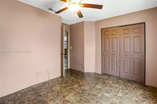 220 NW 207th Way, Pembroke Pines, FL 33029 - Photo 27