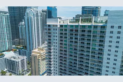 1200 Brickell Bay Dr #4121, Miami, FL 33131 - Photo 3