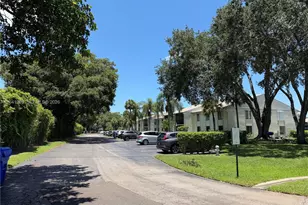 1119 Green Pine Blvd, West Palm Beach, FL 33409 - Photo 15