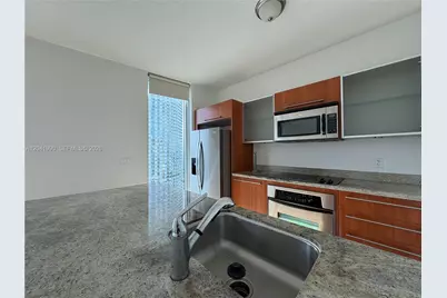 185 SW 7th St #3200, Miami, FL 33130 - Photo 5