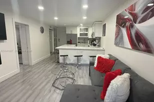 9520 SW 8th St, Miami, FL 33174 - Photo 7