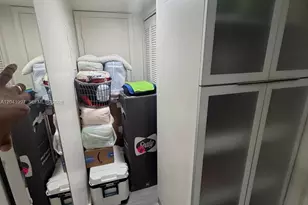9520 SW 8th St, Miami, FL 33174 - Photo 19